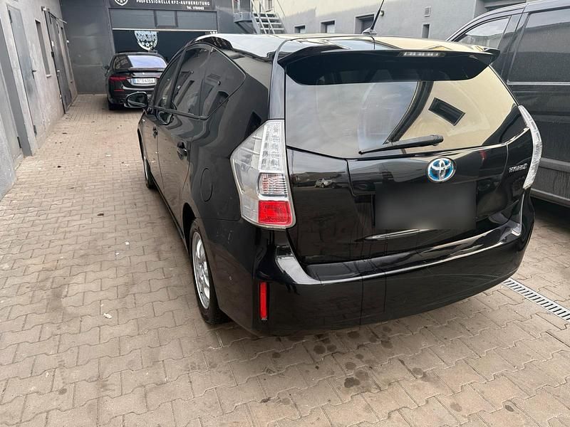 Gebraucht Toyota Prius+ Plus 99 PS (72 kW) 2014 Schwarz Van / Kleinbus