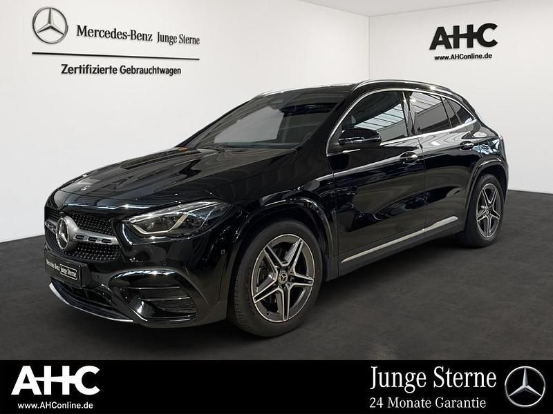 Unilack nachtschwarz Gebraucht 2023 Mercedes GLA180 AMG SUV | 39.790 € (Teuer) - Bild 1/4