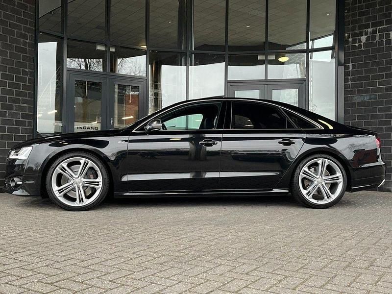 Gebraucht Audi S8 Sport 519 PS (381 kW) 2015 Schwarz Limousine