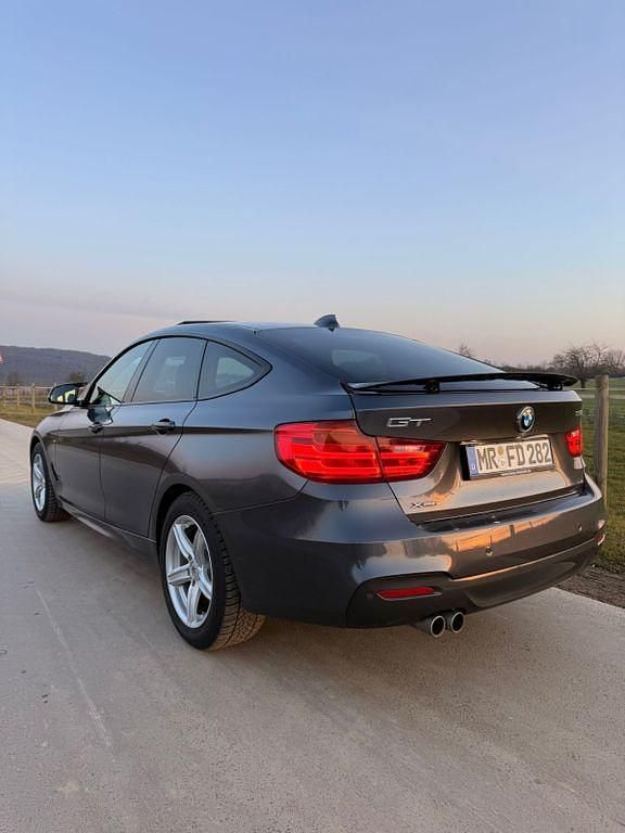 Gebraucht BMW 330 Gran Turismo Sport Line 310 PS (228 kW) 2016 Grau Limousine