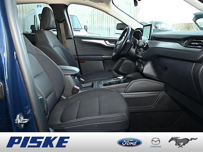 Gebraucht Ford Kuga Titanium 224 PS (164 kW) 2022 Blau SUV