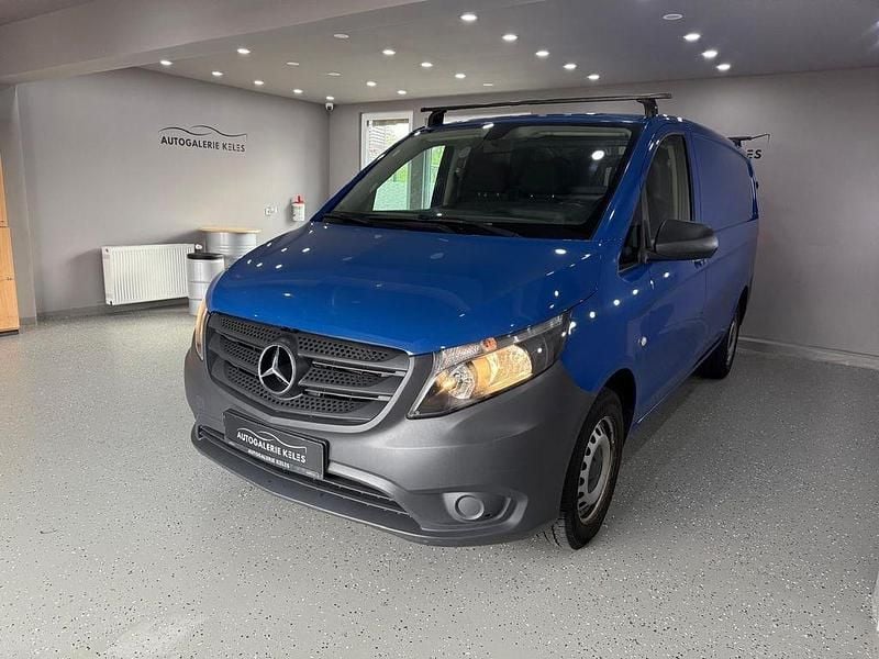 Gebraucht Mercedes Vito 114 PS (83 kW) 2017 Blau Van