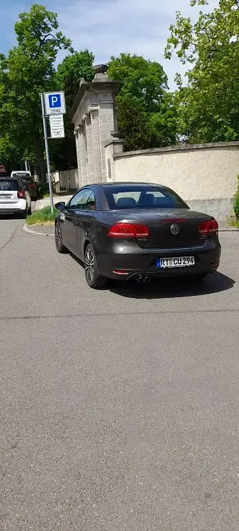 Gebraucht VW Eos 122 PS (89 kW) 2013 Braun Cabrio