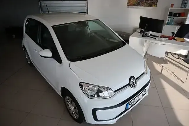 Second-hand VW up! 65 CP (47 kW) 2021 Alb Hatchback