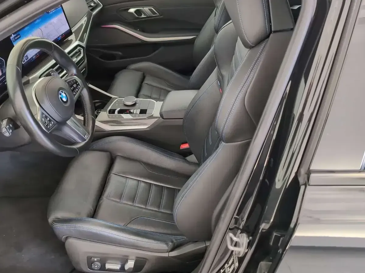 Gebraucht BMW 340 374 PS (275 kW) 2023 Schwarz Limousine