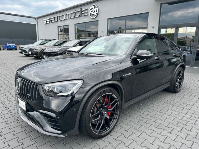 Obsidianschwarz metalliclack Gebraucht 2020 Mercedes GLC63 AMG AMG Coupé | 69.700 € (Teuer) - Bild 1/4