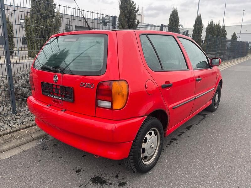Gebraucht VW Polo 50 PS (36 kW) 1998 Rot Kleinwagen