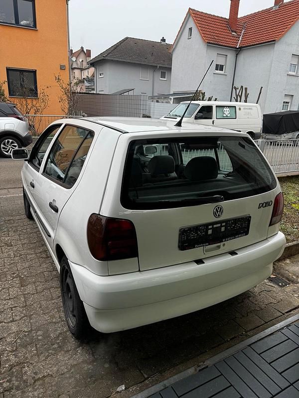 Gebraucht VW Polo 75 PS (55 kW) 1997 Weiß Kleinwagen