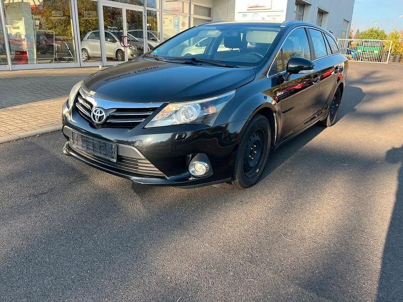 Schwarz Gebraucht 2012 Toyota Avensis Life Kombi | 4.850 € (Superpreis) - Bild 1/4