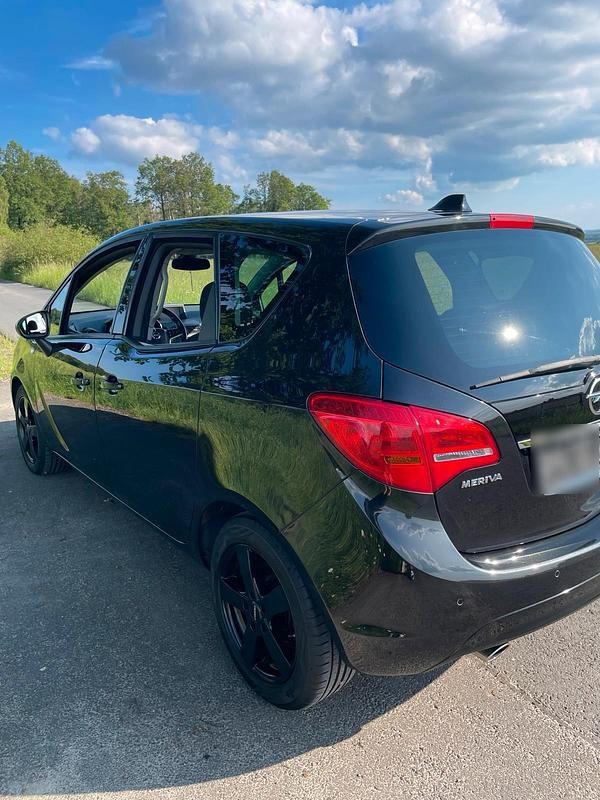 Gebraucht Opel Meriva 136 PS (100 kW) 2013 Schwarz Van / Kleinbus