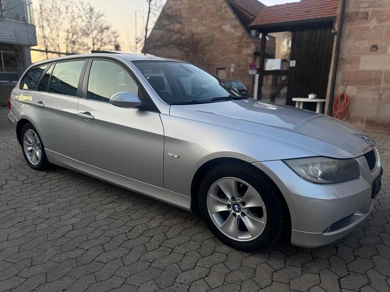Gebraucht BMW 320 163 PS (119 kW) 2006 Silber Kombi