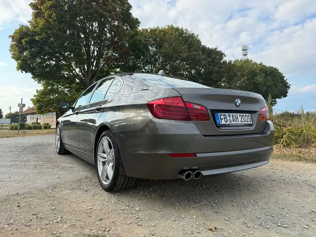 Gebraucht BMW 530 Luxury Line 258 PS (189 kW) 2014 Grau Limousine