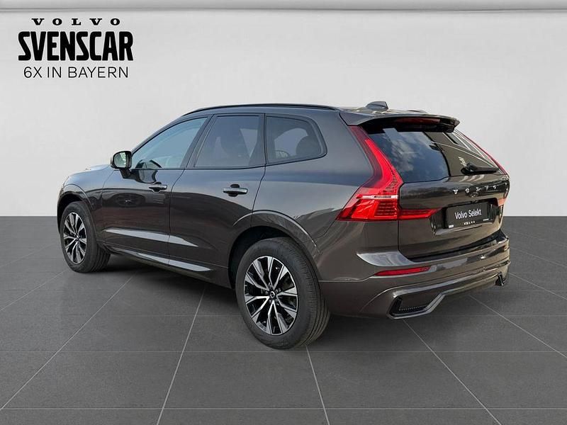 Gebraucht Volvo XC60 Plus 197 PS (144 kW) 2023 Grau SUV