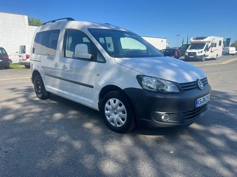 Gebraucht VW Caddy 109 PS (80 kW) 2011 Weiß Van / Kleinbus
