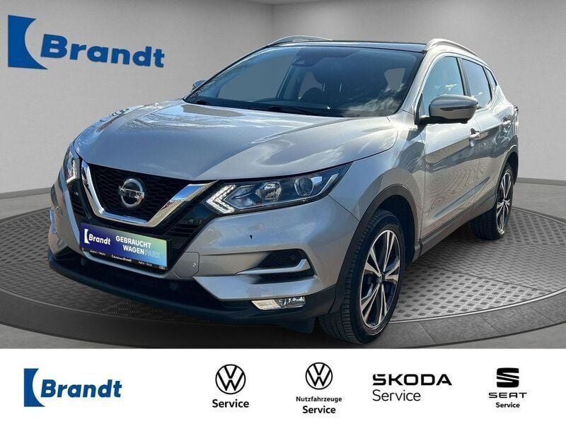 Silver (m) (silber) (metallic) Gebraucht 2020 Nissan Qashqai N-Connecta SUV | 18.490 € (Fairer Preis) - Bild 1/3