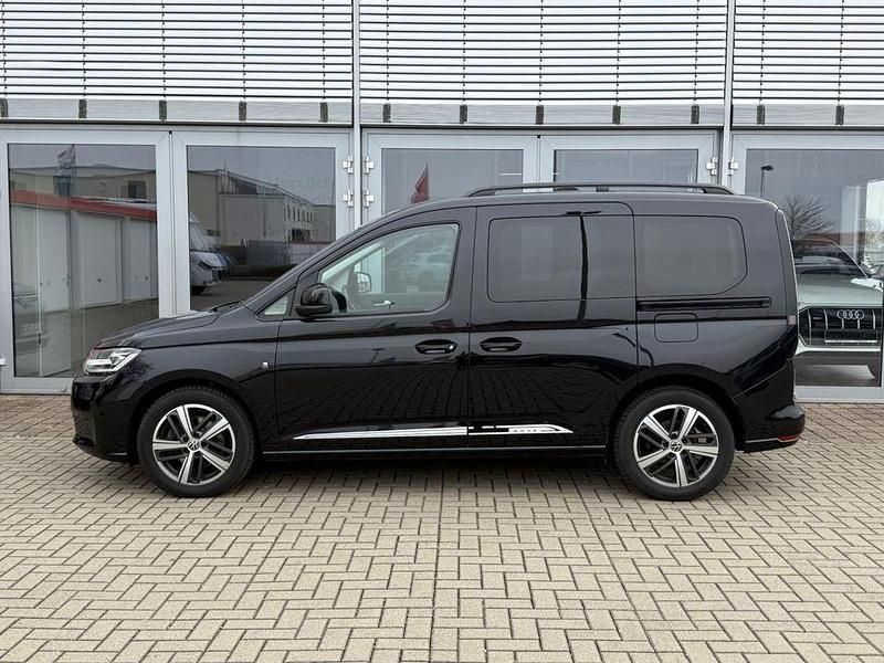 Gebraucht VW Caddy Move 122 PS (89 kW) 2021 Schwarz metallic Van / Kleinbus