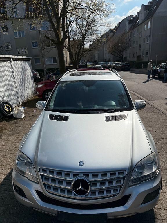 Gebraucht Mercedes ML280 Sport 190 PS (139 kW) 2008 Silber SUV