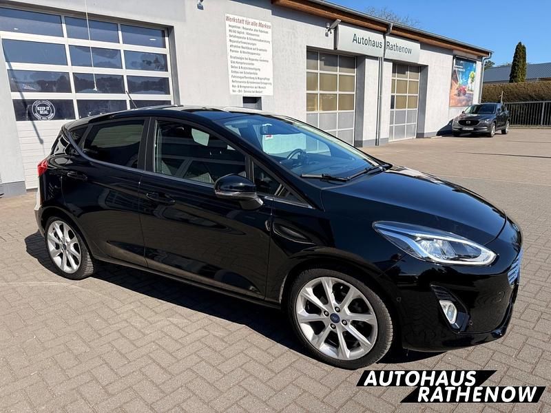 Occasion Ford Fiesta Titanium 101 ch (74 kW) 2018 Noir Citadine