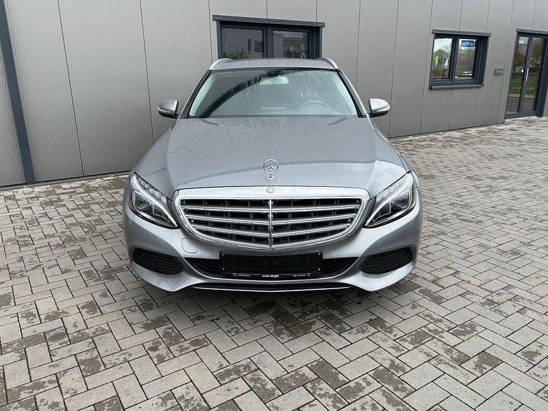 Second-hand Mercedes C180 Exclusive 156 CP (114 kW) 2014 Argintiu Break