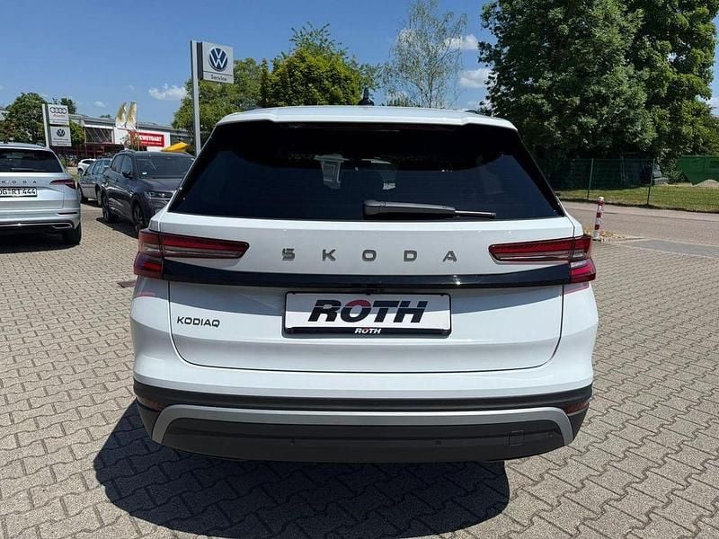 Neu Skoda Kodiaq Selection 150 PS (110 kW) 2025 Weiss SUV