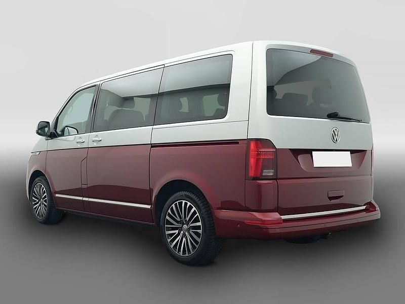 Gebraucht VW Multivan Highline 204 PS (150 kW) 2024 Silber Van