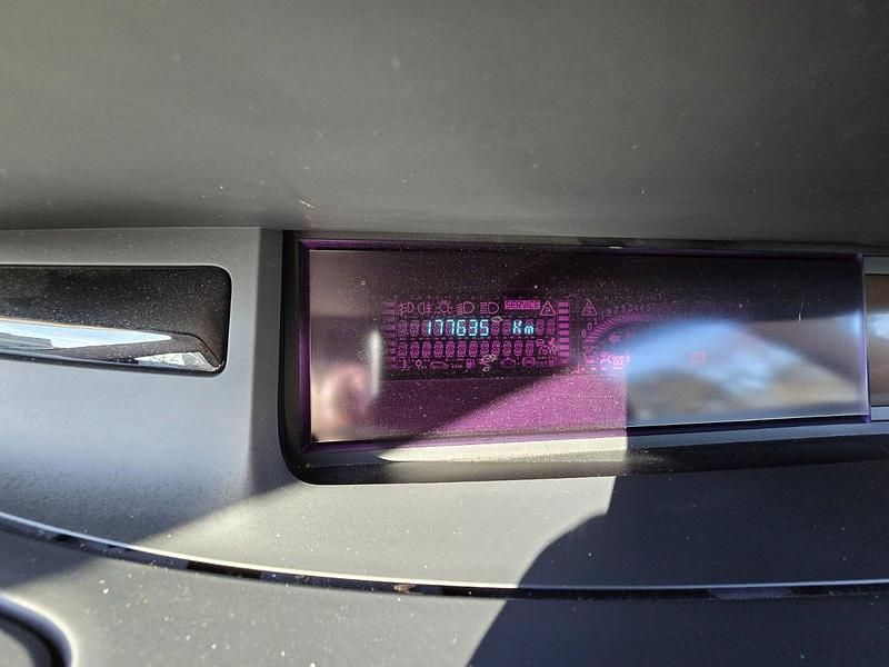 Gebraucht Renault Grand Espace 173 PS (127 kW) 2013 Schwarz Van / Kleinbus