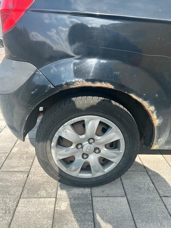 Gebraucht Hyundai Getz 97 PS (71 kW) 2009 Schwarz Kleinwagen