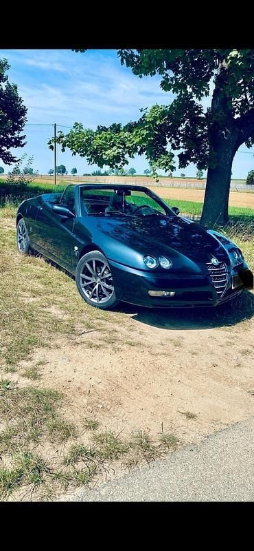 Gebraucht Alfa Romeo Spider 164 PS (120 kW) 2004 Schwarz Cabrio