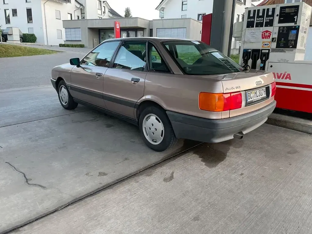 Gebraucht Audi 80 88 PS (64 kW) 1987 Grau Limousine