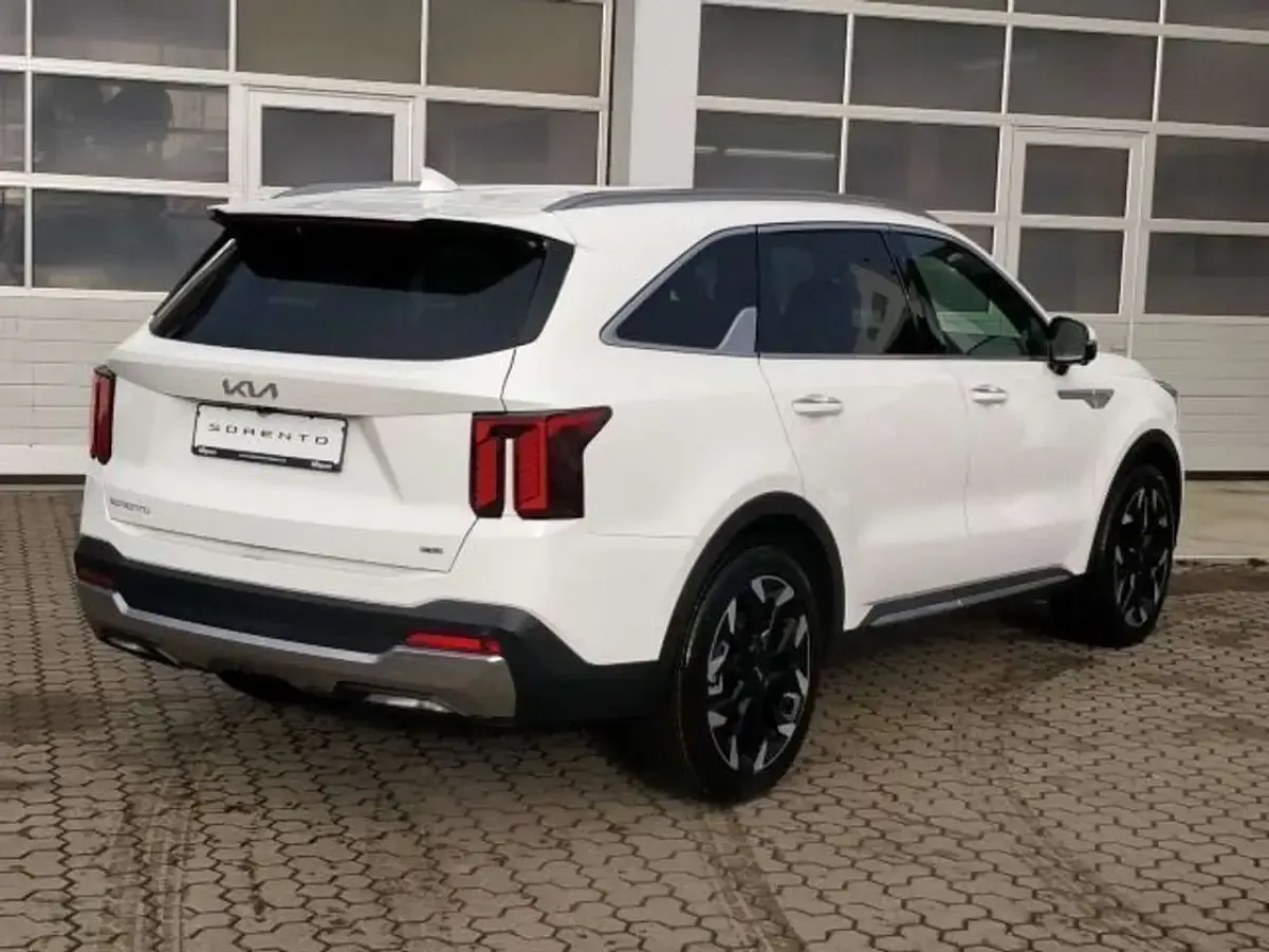 Neu Kia Sorento Platinum 193 PS (141 kW) 2026 Weiß SUV