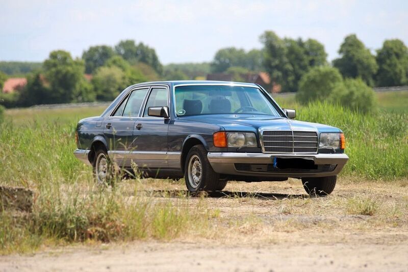 Blau Gebraucht 1981 Mercedes 500 SE Limousine | 13.999 € - Bild 1/4