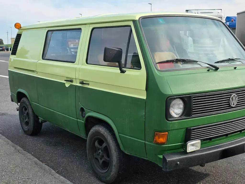 Gebraucht VW Transporter 105 PS (77 kW) 1988 Grün Van