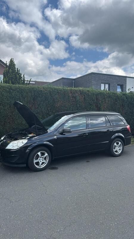 Schwarz Gebraucht 2007 Opel Astra Kombi | 1.300 € (Superpreis) - Bild 1/2