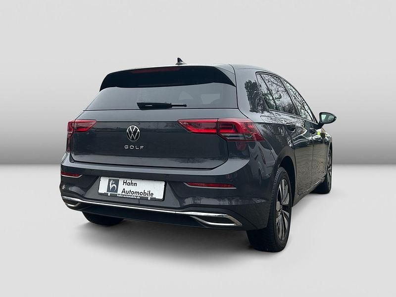 Gebraucht VW Golf VIII Move 110 PS (80 kW) 2024 Uranograu Limousine
