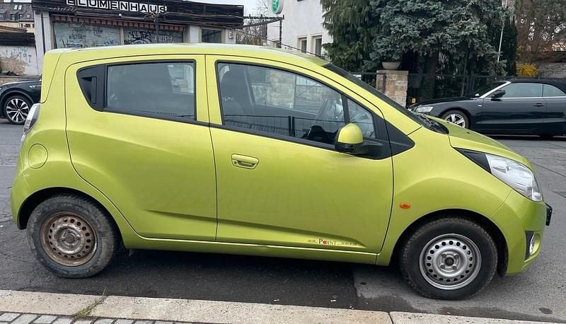 Gebraucht Chevrolet Spark 68 PS (50 kW) 2010 Grün Kleinwagen