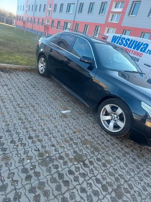 Gebraucht BMW 525 177 PS (130 kW) 2006 Schwarz Limousine