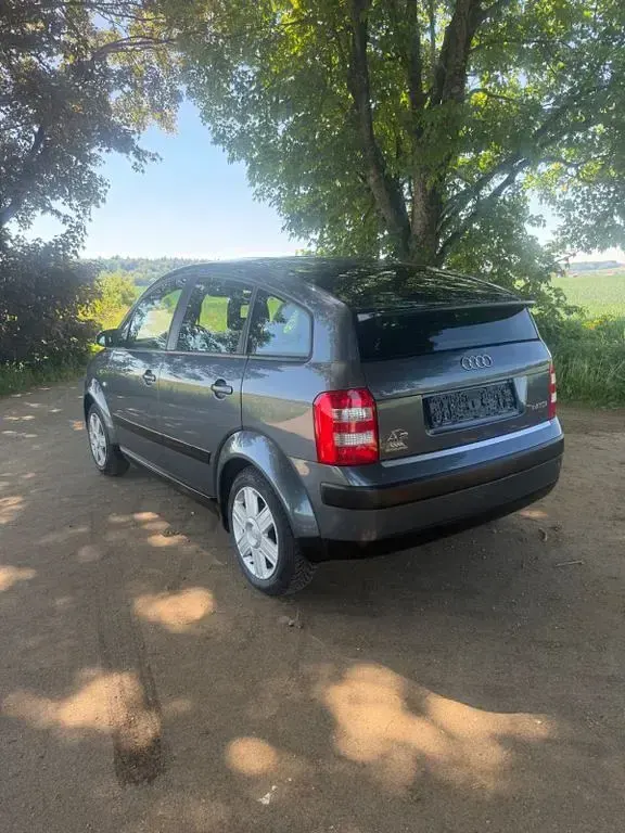 Gebraucht Audi A2 Sport 75 PS (55 kW) 2004 Grau Kleinwagen