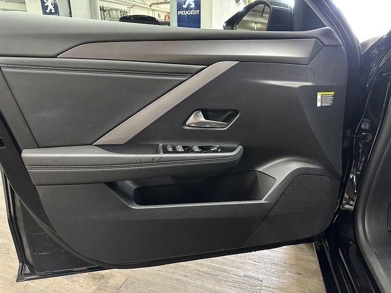 Gebraucht Opel Astra 131 PS (96 kW) 2025 Karbon schwarz Kombi