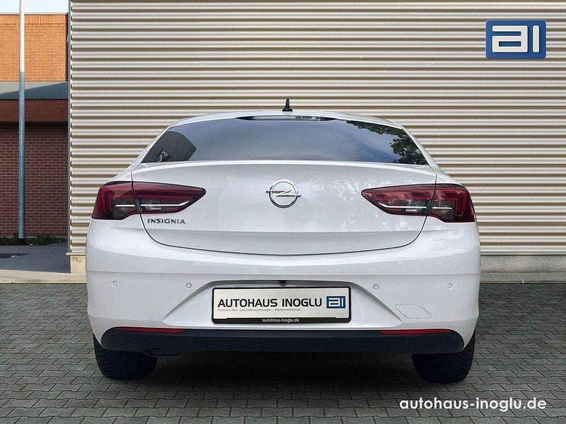 Gebraucht Opel Insignia 170 PS (125 kW) 2020 Weiß Limousine