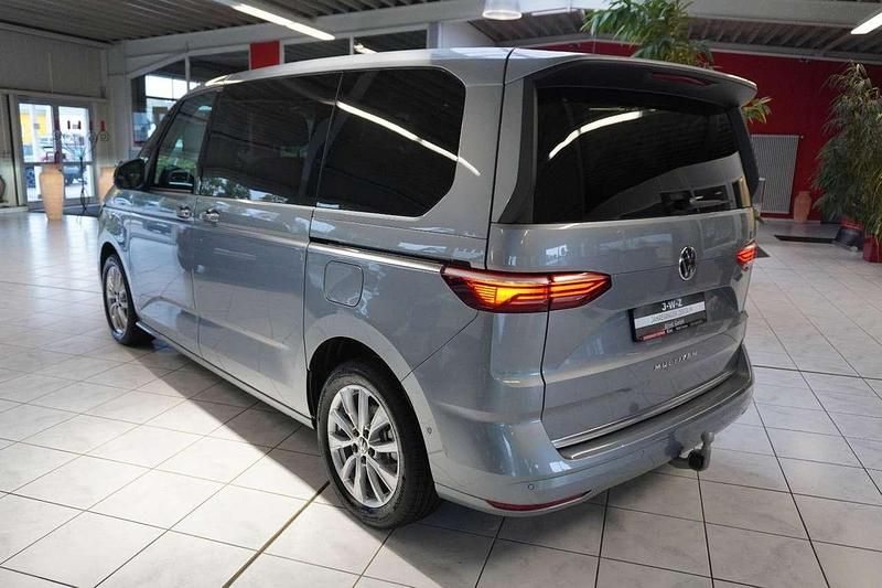 Neu VW Multivan Style 150 PS (110 kW) 2025 Monosilbermetallic Van