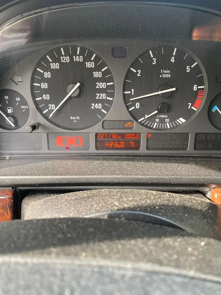 Gebraucht BMW 528 193 PS (141 kW) 1997 Schwarz Kombi