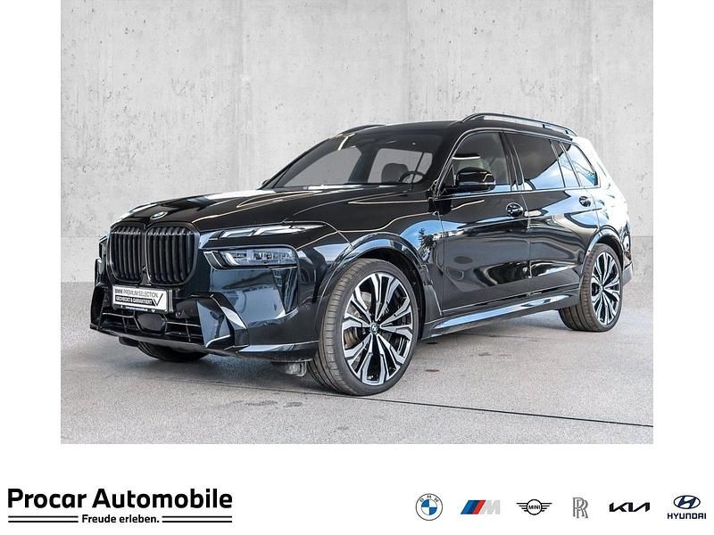 Gebraucht BMW X7 M Sport 360 PS (264 kW) 2025 SUV
