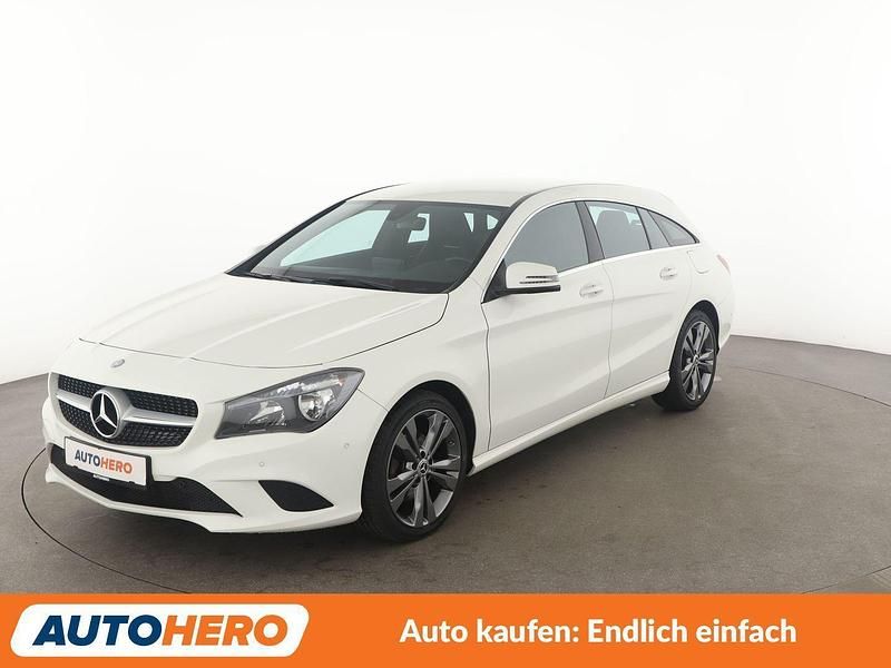 Weiß Gebraucht 2015 Mercedes CLA180 Shooting Brake Urban Kombi | 16.810 € (Fairer Preis) - Bild 1/3