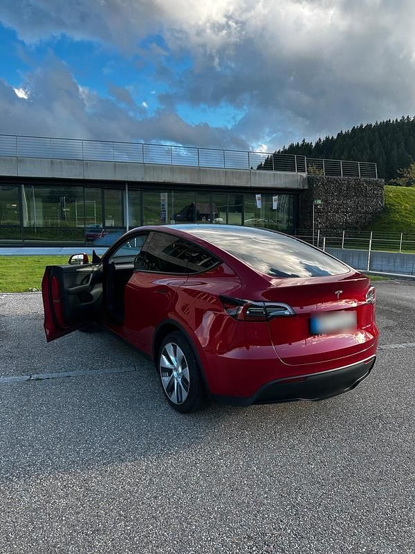 Gebraucht Tesla Model Y 378 kW (514 PS) 2022 SUV