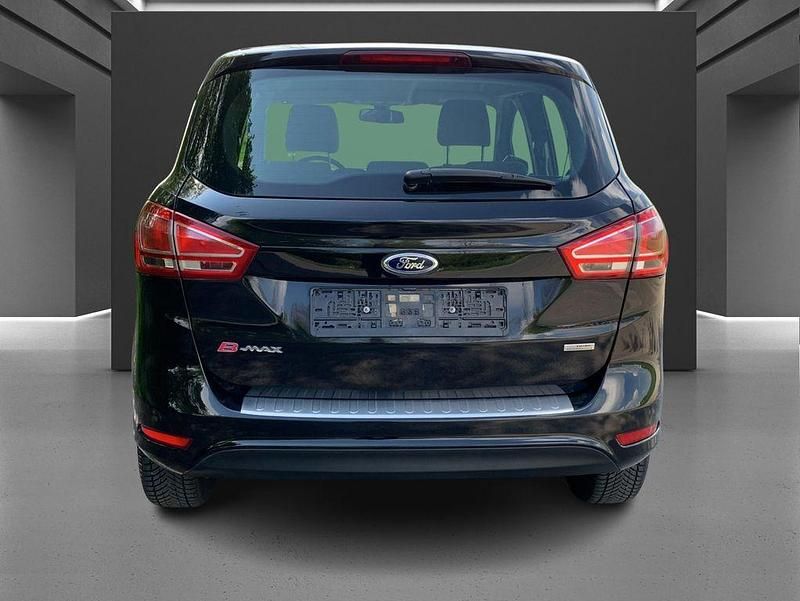 Second-hand Ford B-MAX SYNC Edition 101 CP (74 kW) 2013 Negru Monovolum