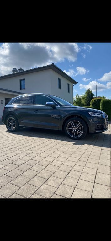 Schwarz Gebraucht 2018 Audi SQ5 Sport SUV | 32.000 € (Etwas zu teuer) - Bild 1/4