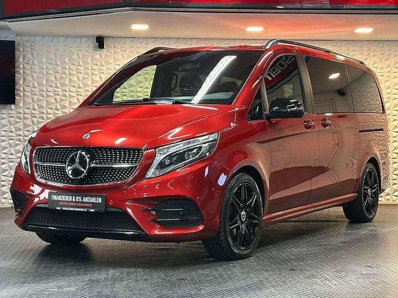 Gebraucht Mercedes V300 AMG 239 PS (175 kW) 2020 Rot Van / Kleinbus