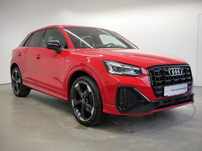 Gebraucht Audi Q2 S-Line 150 PS (110 kW) 2021 Tangorot metallic SUV