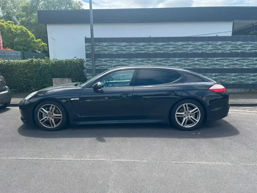 Gebraucht Porsche Panamera 4S 400 PS (294 kW) 2009 Schwarz Kleinwagen