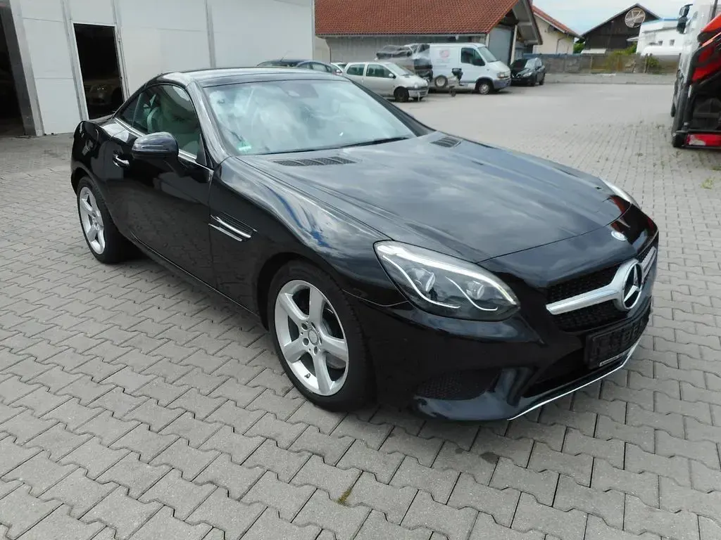 Gebraucht Mercedes SLK250 204 PS (150 kW) 2016 Schwarz Cabrio